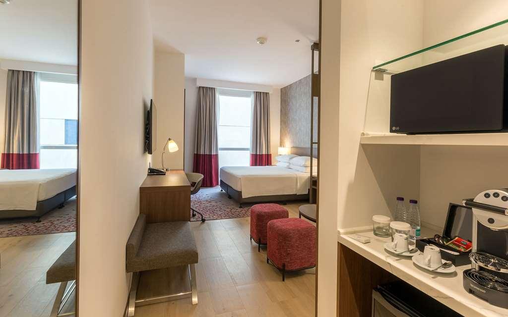 Comfort Hotel Jeddah King Road Room photo