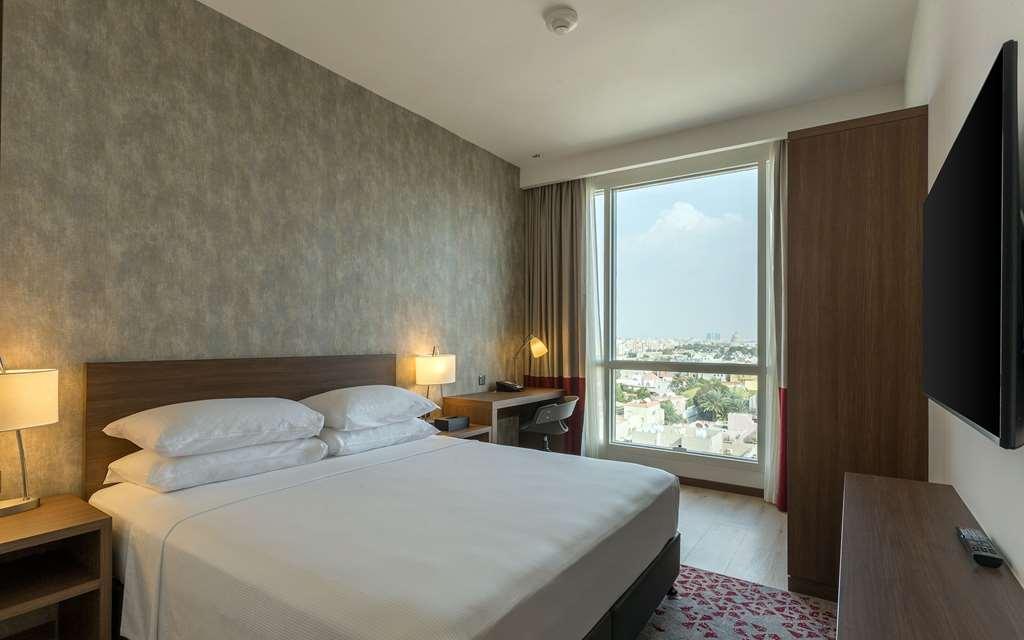Comfort Hotel Jeddah King Road Room photo