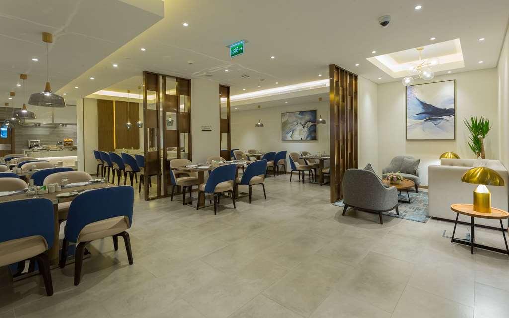 Comfort Hotel Jeddah King Road Exterior photo