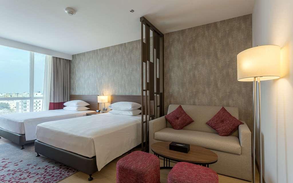 Comfort Hotel Jeddah King Road Room photo