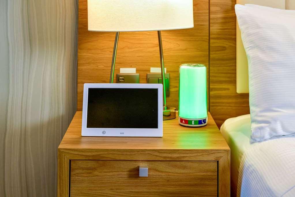 Comfort Hotel Jeddah King Road Room photo